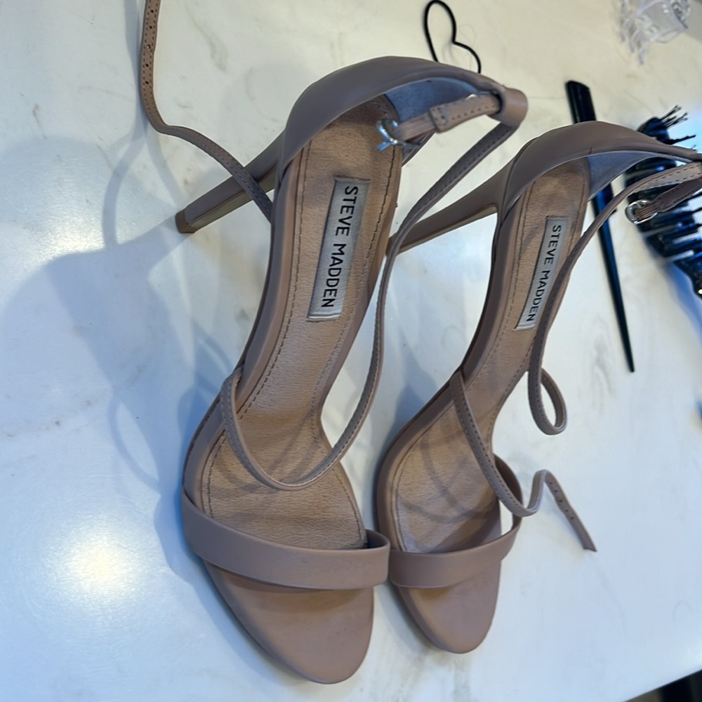 Steve Madden heels worn twice size 8